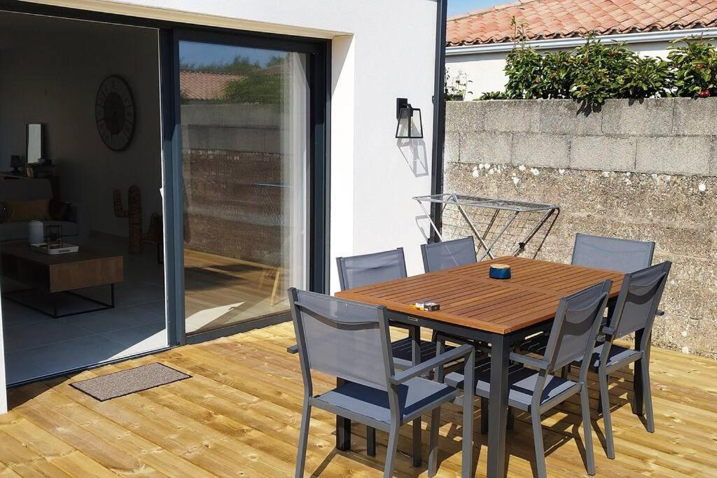 Maison 3 Chbres 3 Etoiles St Gilles X De Vie แซงต์-ฌีย์-ครัว-เดอ-วี ภายนอก รูปภาพ