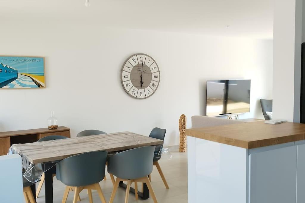 Maison 3 Chbres 3 Etoiles St Gilles X De Vie แซงต์-ฌีย์-ครัว-เดอ-วี ภายนอก รูปภาพ